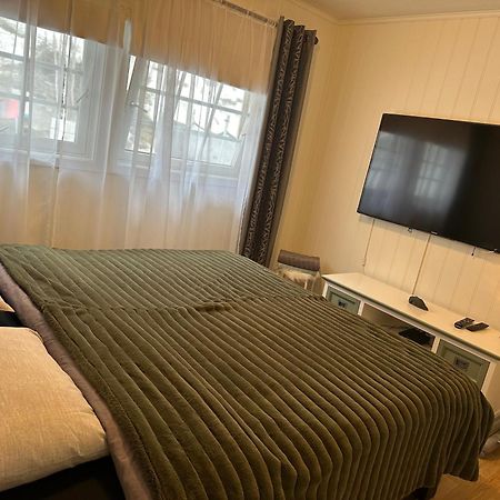 B&B I Flott Utsiktseiendom أوتا الغرفة الصورة