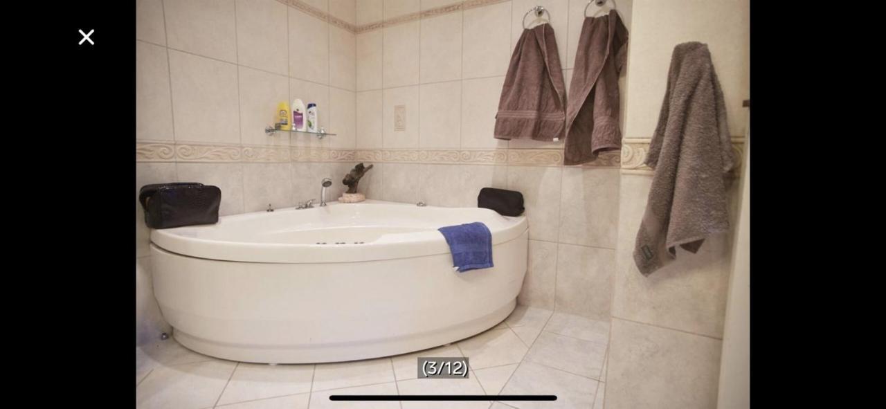 B&B I Flott Utsiktseiendom أوتا المظهر الخارجي الصورة